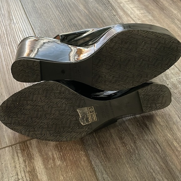 Stuart Weitzman Jean Black Patent Wedge 7.5 - Picture 10 of 10